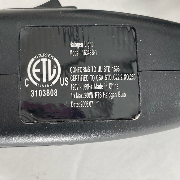 Intertek Halogen Lights for Trade Show Booth, 200W, Model # 16348B-1 - Picture 8 of 10